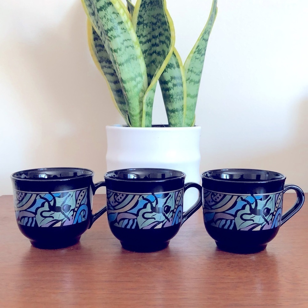 Arcoroc France vintage mugs